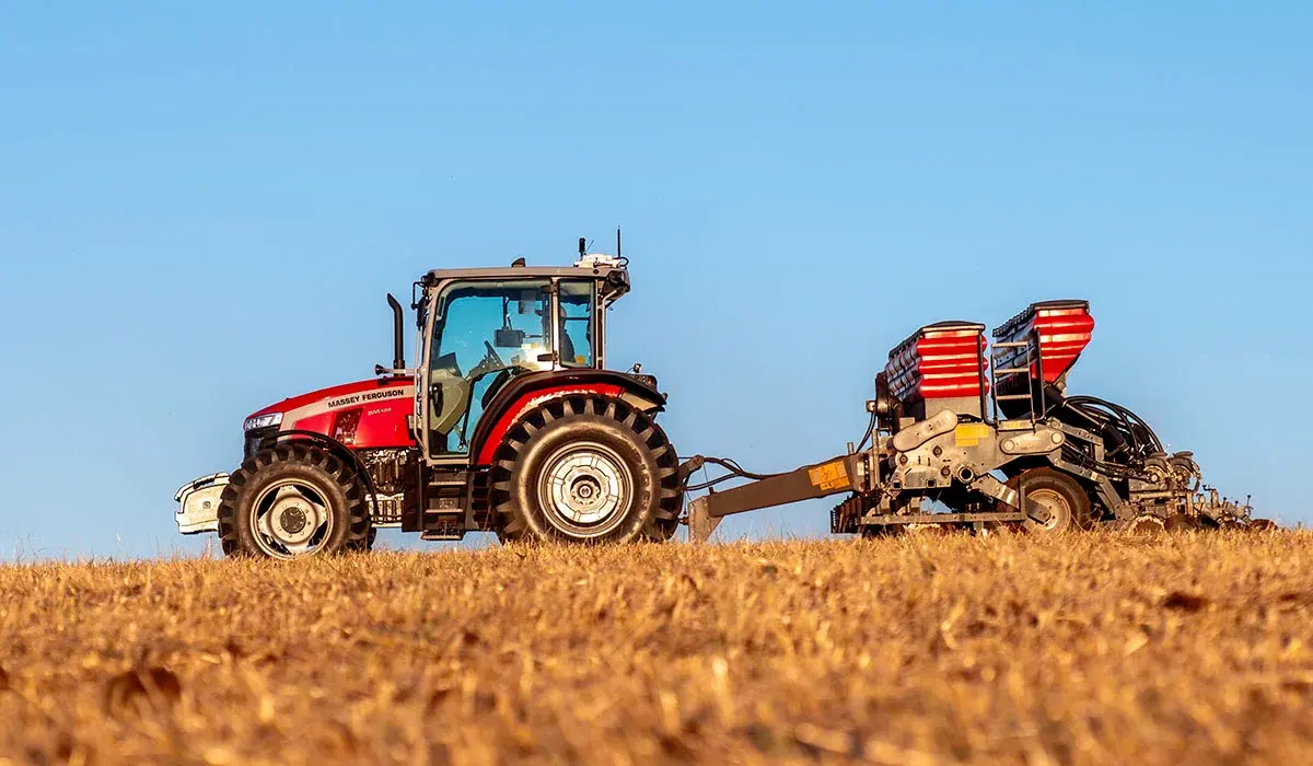 MF 5M-135/T4K - Imagen 2